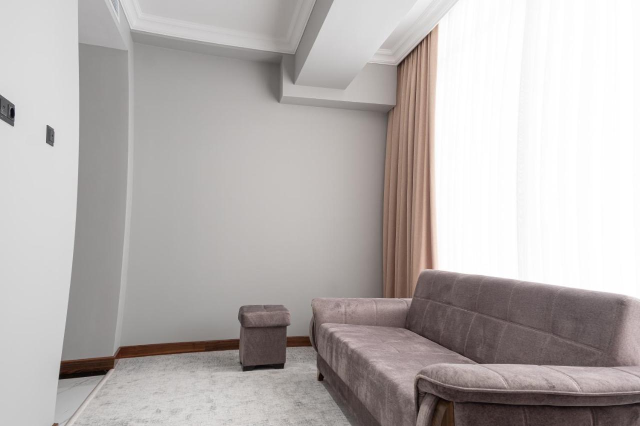 Mir Luxe Plaza Hotel Tashkent Ngoại thất bức ảnh