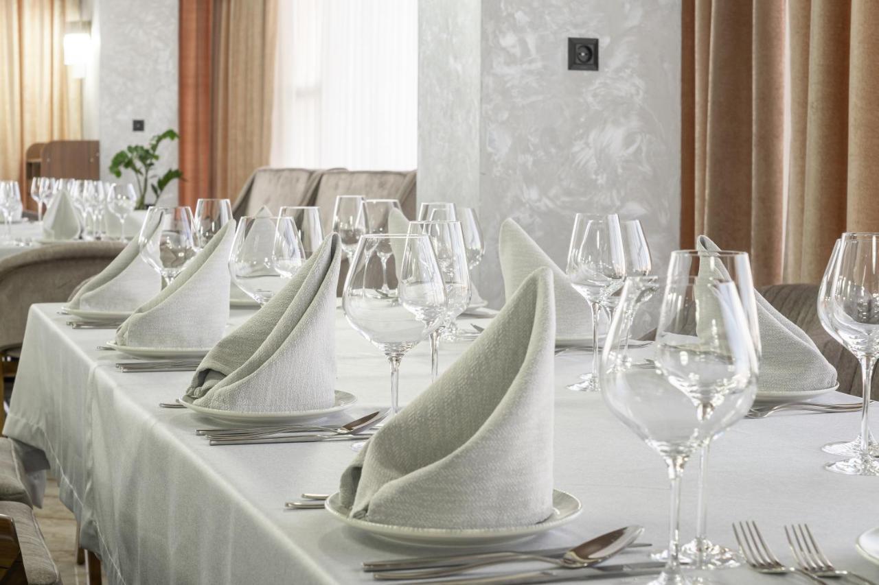 Mir Luxe Plaza Hotel Tashkent Ngoại thất bức ảnh