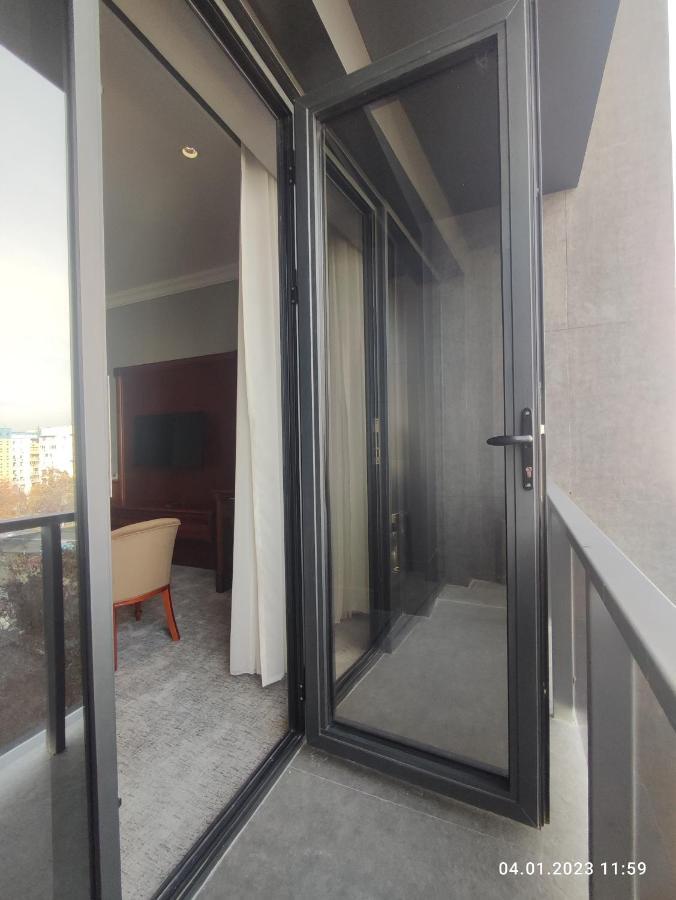 Mir Luxe Plaza Hotel Tashkent Ngoại thất bức ảnh