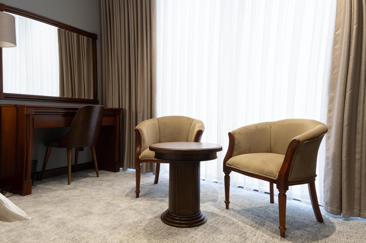 Mir Luxe Plaza Hotel Tashkent Ngoại thất bức ảnh
