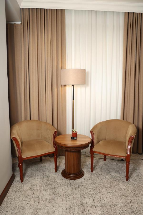 Mir Luxe Plaza Hotel Tashkent Ngoại thất bức ảnh