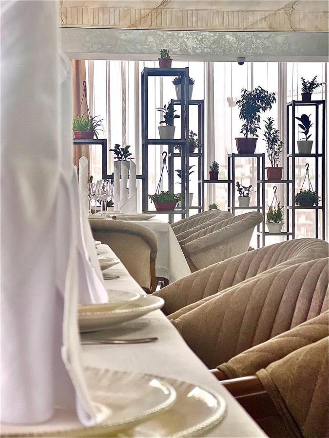 Mir Luxe Plaza Hotel Tashkent Ngoại thất bức ảnh