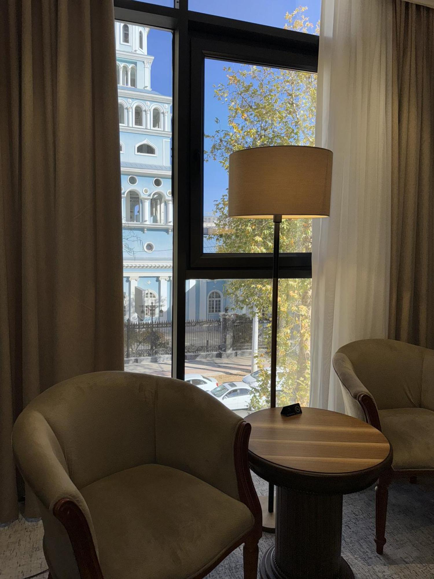 Mir Luxe Plaza Hotel Tashkent Ngoại thất bức ảnh