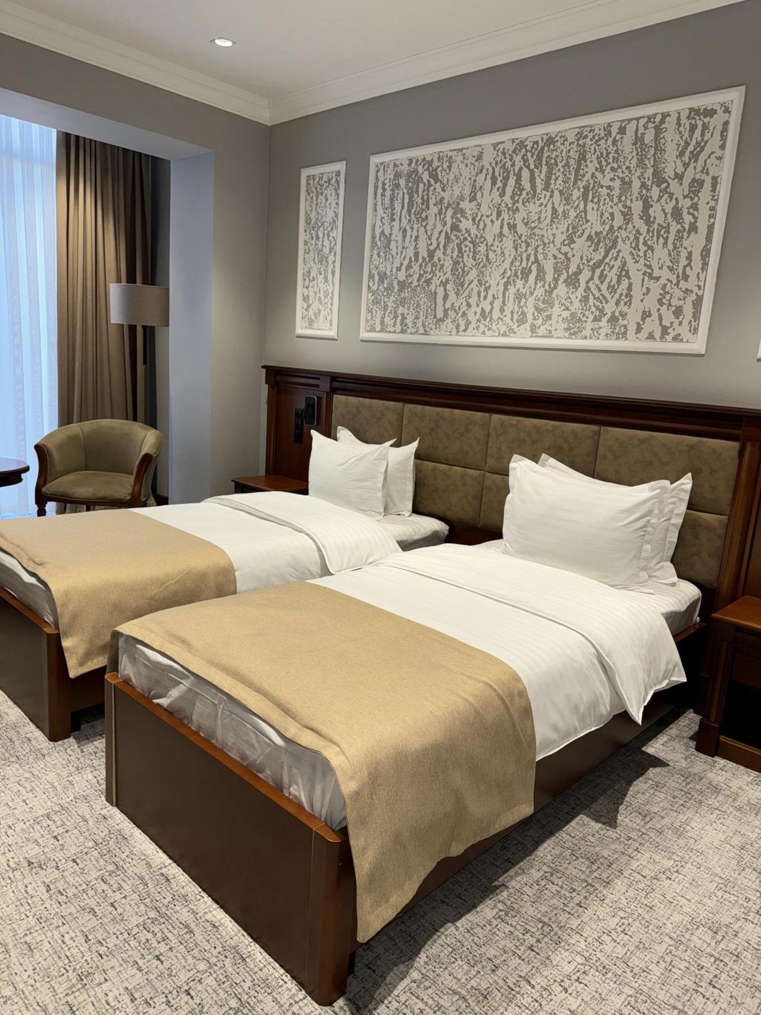 Mir Luxe Plaza Hotel Tashkent Ngoại thất bức ảnh