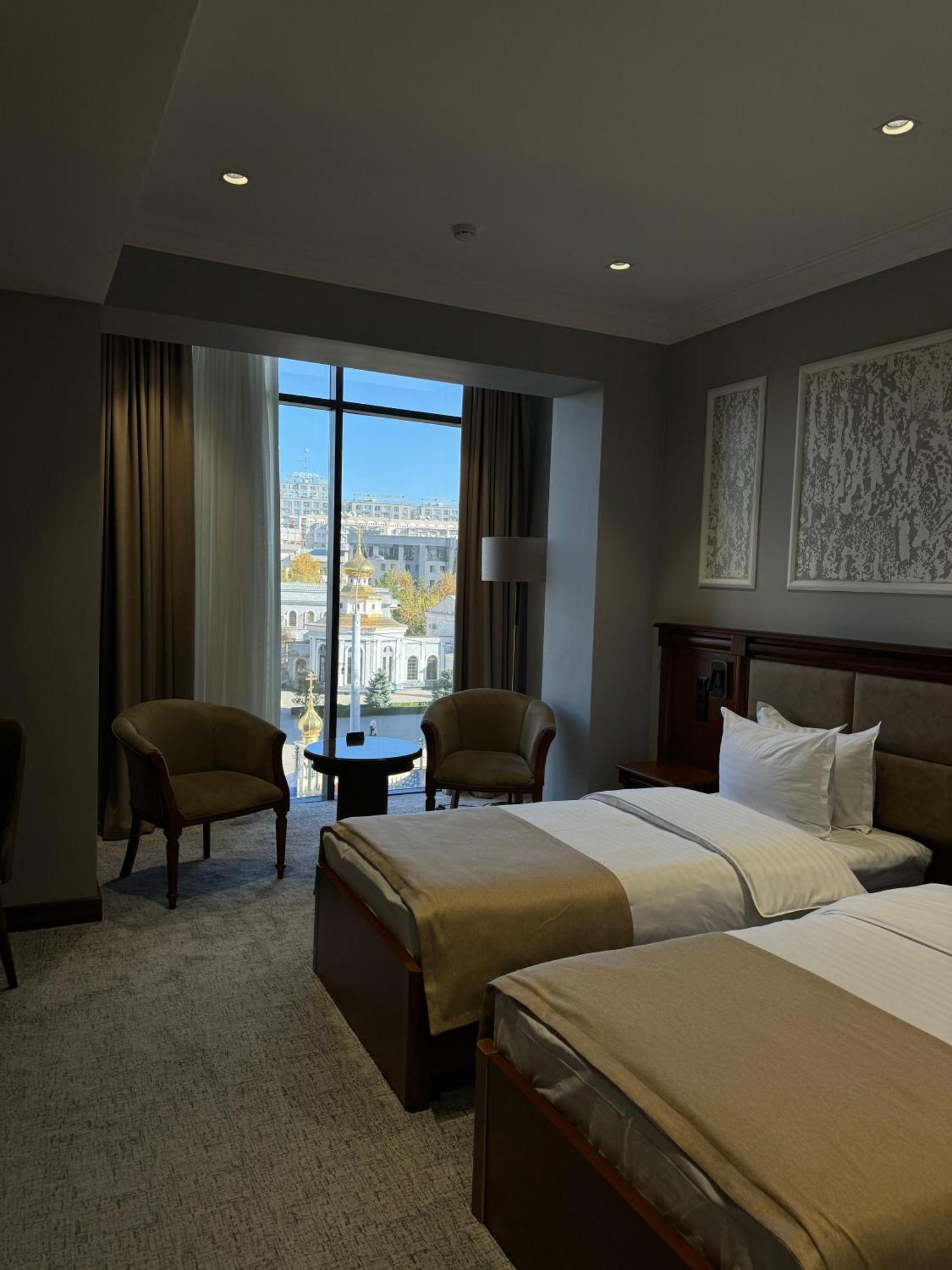 Mir Luxe Plaza Hotel Tashkent Ngoại thất bức ảnh