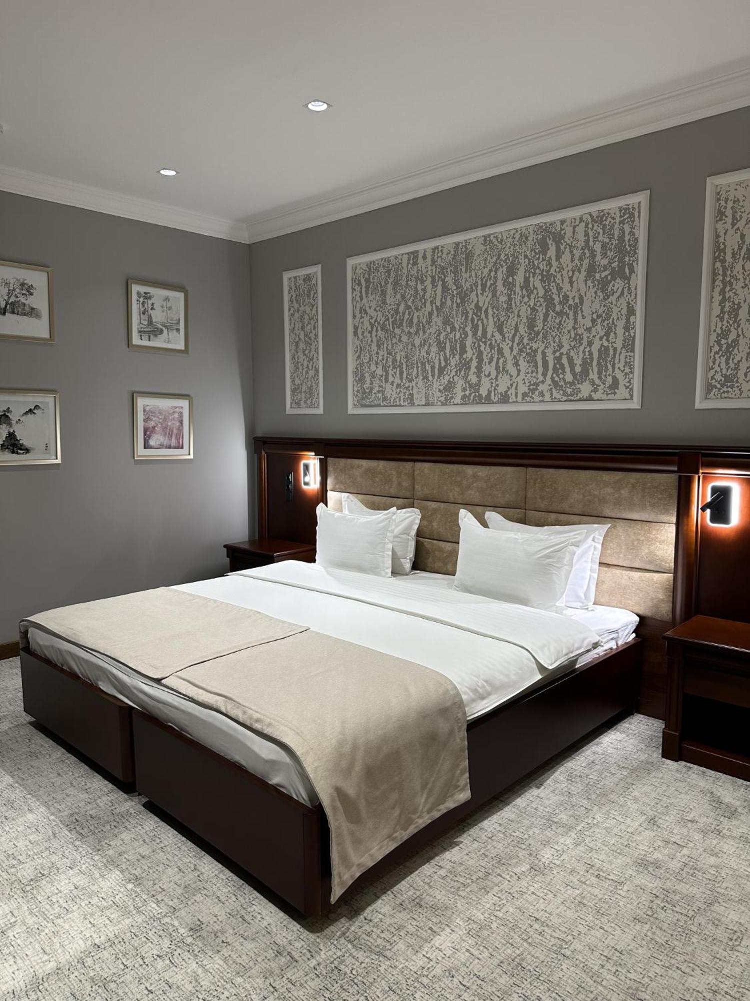 Mir Luxe Plaza Hotel Tashkent Ngoại thất bức ảnh