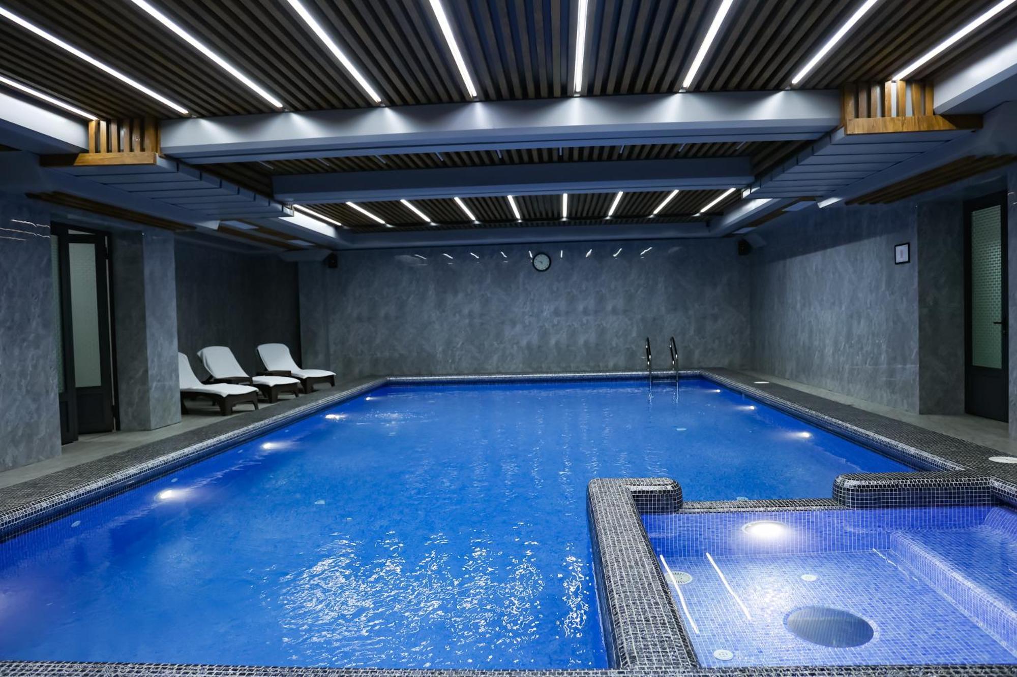 Mir Luxe Plaza Hotel Tashkent Ngoại thất bức ảnh